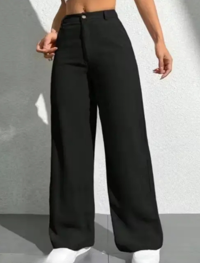 BLACK STRAIGHT FIT JEANS